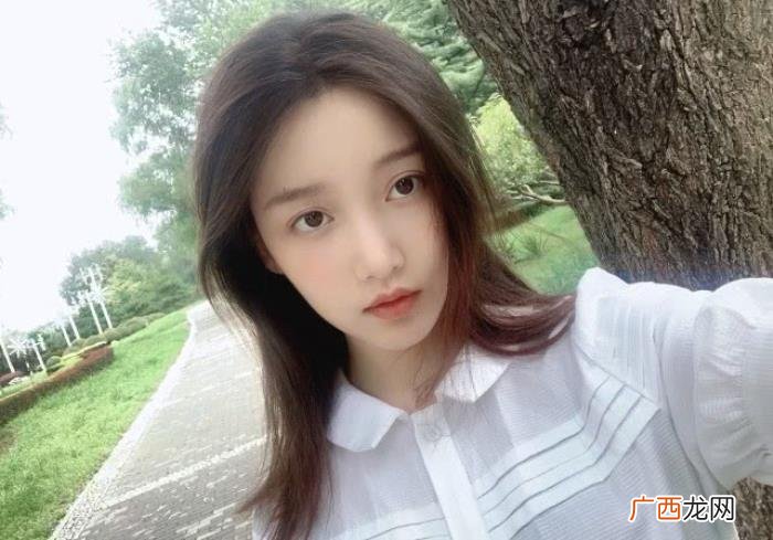 姜贞羽颜值，创3颜值担当姜贞羽戛纳照片被嘲丑