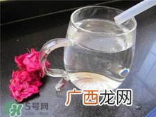 纯露是什么护肤品?纯露和爽肤水的区别