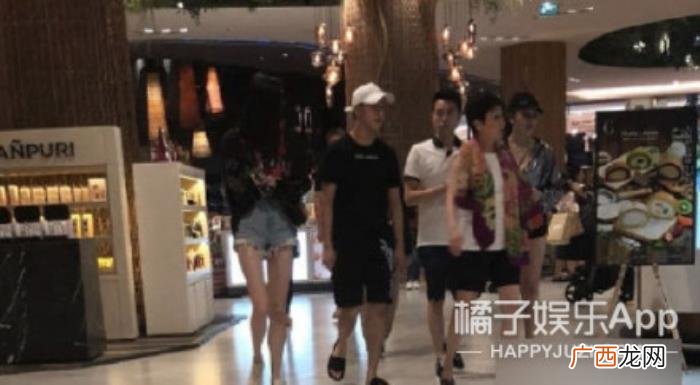 奚梦瑶超话，何猷君和奚梦瑶求婚的idea超偶像剧吧