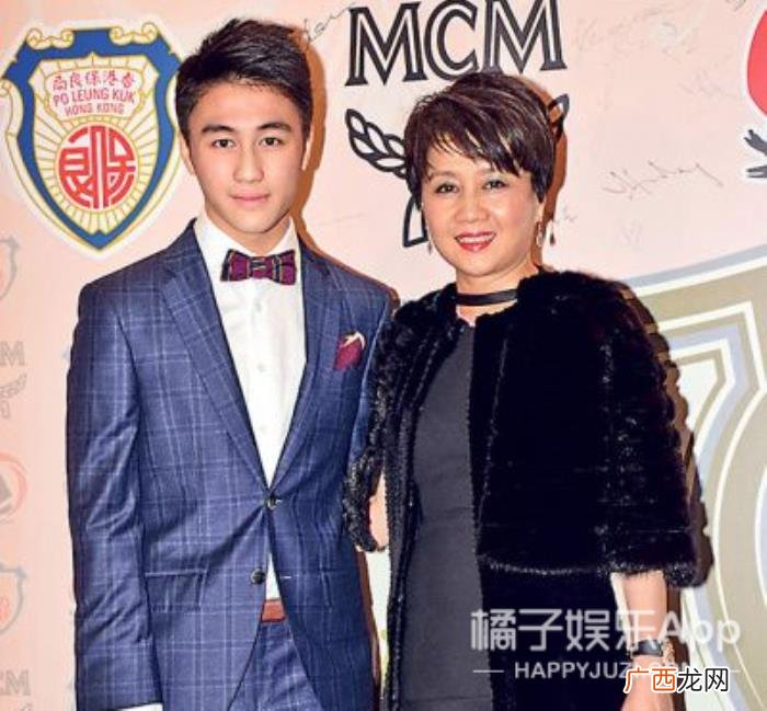 奚梦瑶超话，何猷君和奚梦瑶求婚的idea超偶像剧吧