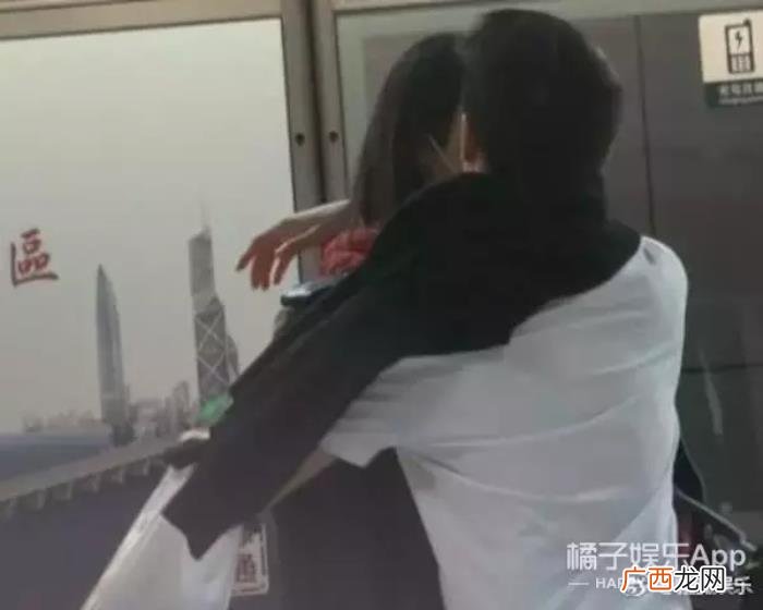 奚梦瑶超话，何猷君和奚梦瑶求婚的idea超偶像剧吧