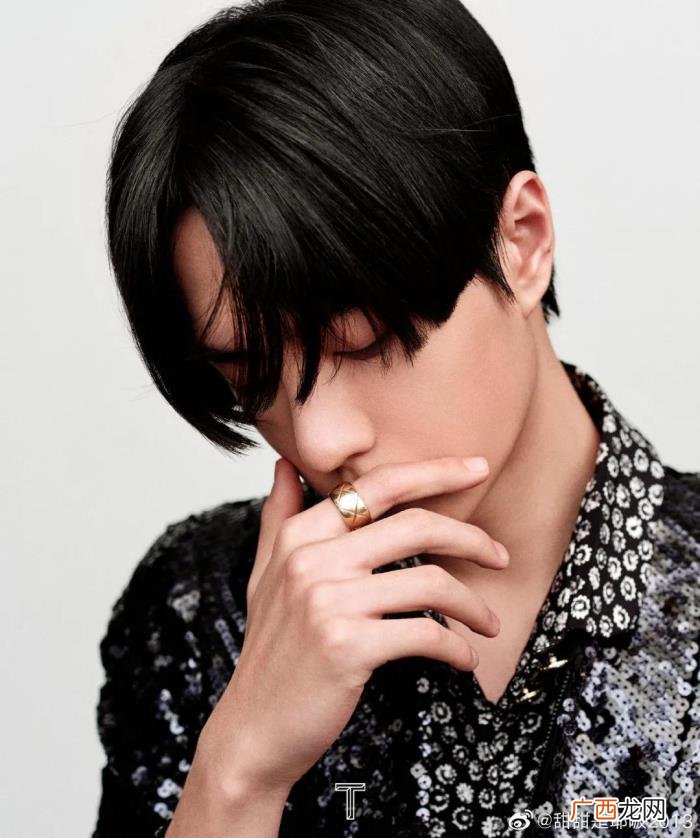 王一博助理,为什么王一博的长驻助理只能是男的