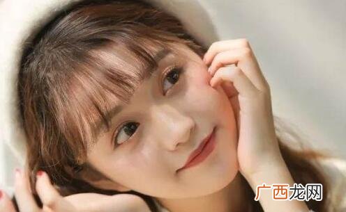 如何判断女人是爱你的钱还是爱你这个人？