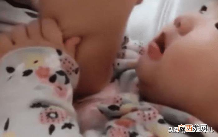 看到大姨来了直接上嘴 大姨来了痛苦搞笑说说