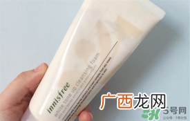 悦诗风吟绿茶洗面奶适合什么肤质？悦诗风吟洗面奶适合油性肌肤吗？