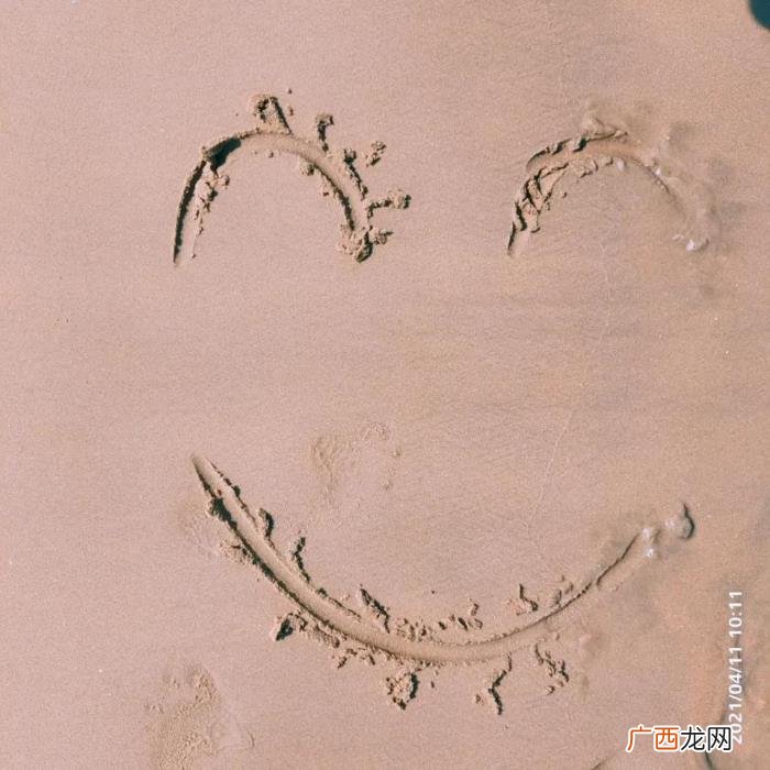 夏日海滩/海边文案 海边说说朋友圈