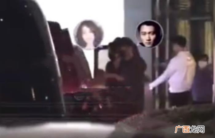 牵手男友击破分手谣言 暧昧期牵手拥抱要拒绝吗