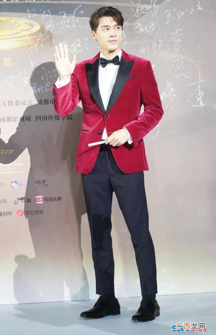 李易峰成都，李易峰张若昀江疏影等一大批演员都来成都了
