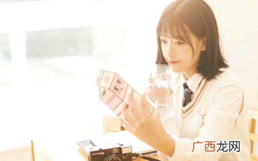 惹女朋友生气了怎么哄?3个方法让她喜笑颜开