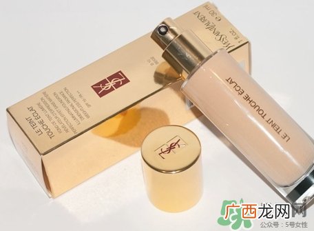 脸干用什么粉底液?脸干用哪种粉底液?
