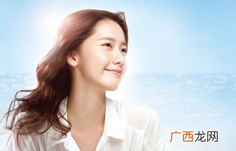 美白精华白天用还是晚上用？美白精华白天能用吗