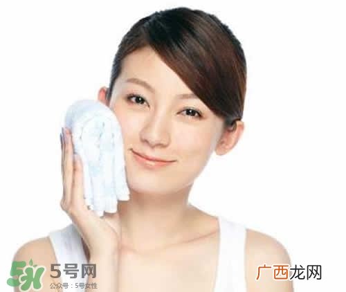 热毛巾敷脸要几分钟？热毛巾敷脸要多久？