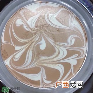 爱敬气垫适合什么肤质 爱敬水粉霜适合什么肤质