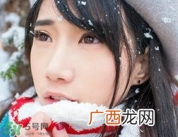 鼻翼两侧毛孔粗大怎么办?鼻翼两侧毛孔粗大怎么缩小?