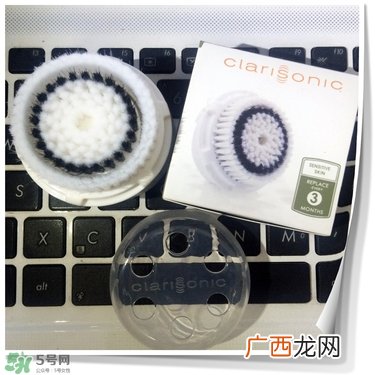clarisonic mia fit洗脸刷怎么用？科莱丽mia fit洗脸刷使用方法
