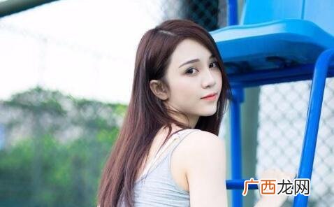 女朋友作说明什么？是女朋友变了心还是本性暴露