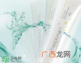 脸上过敏可以用洗面奶吗?脸上过敏能用洗面奶吗?
