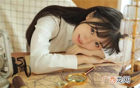 女生主动加男生微信是什么意思？女生主动加男生的心理