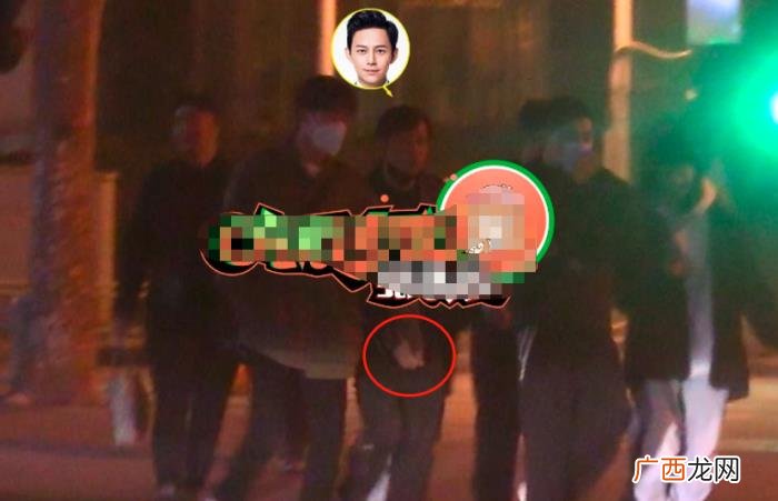 何炅与男子十指紧扣还摸脸依偎 男生会随便十指紧扣吗