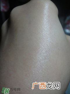 cpb保湿露滋润还是清爽？cpb保湿露滋润和清爽型区别