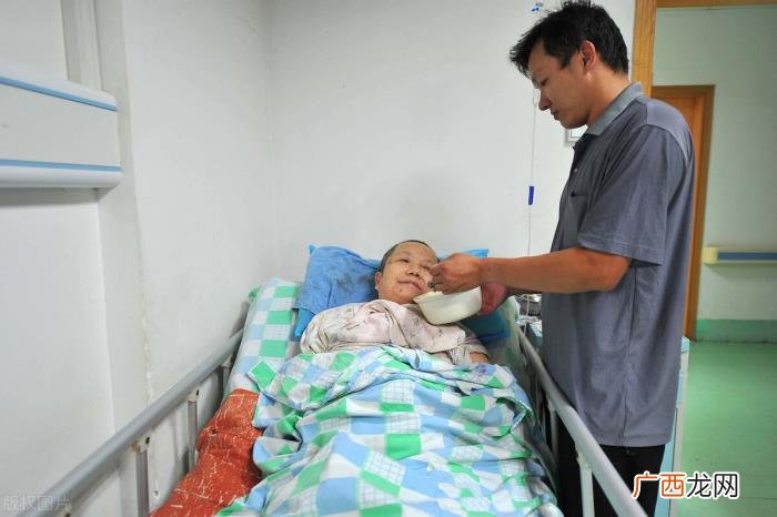 我的圣诞节过成了圣诞劫 圣诞节结婚怎么样