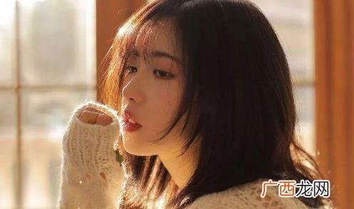 为什么说冷漠的女人更有魅力？女人越冷漠男人越着迷