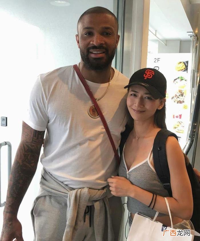 隐瞒了和黑人男友的恋爱史 跟现任隐瞒恋爱史有错吗
