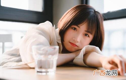 慢热型女孩动心表现，从不喜欢到喜欢的改变