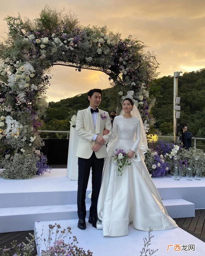 宋承宪老婆，李荷娜宋承宪、JUNJIN老婆整容、SM抄袭、朴有天演唱会