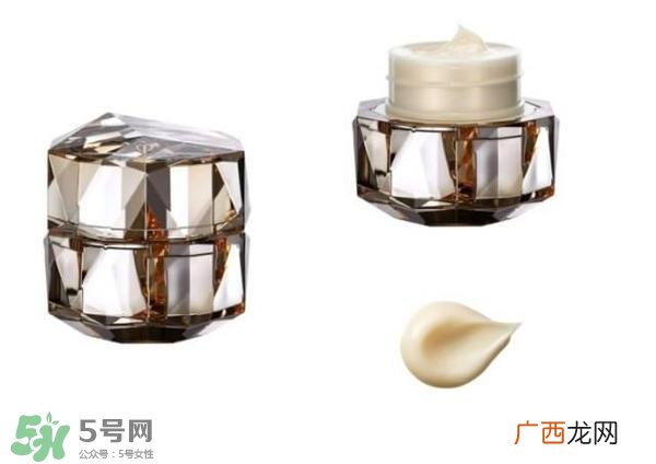 cpb和后哪个好用？cpb和whoo后哪个档次高？
