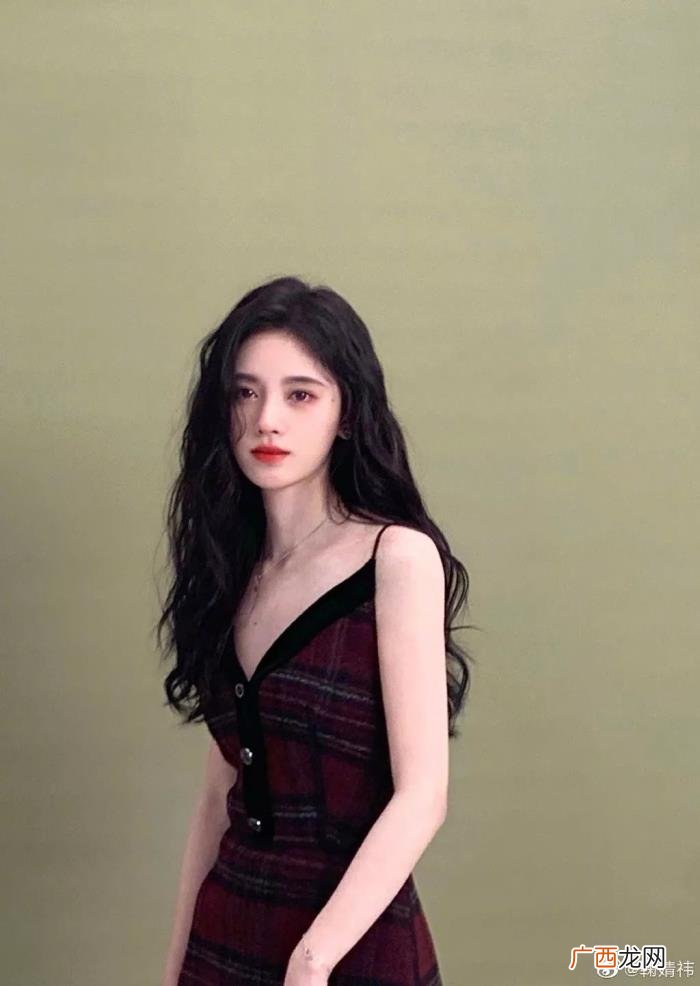 鞠婧祎壁纸，壁纸丨四千年一遇的国产美少女鞠婧祎
