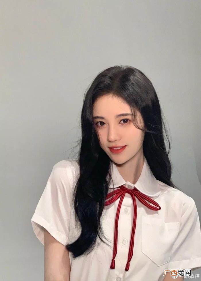 鞠婧祎壁纸，壁纸丨四千年一遇的国产美少女鞠婧祎