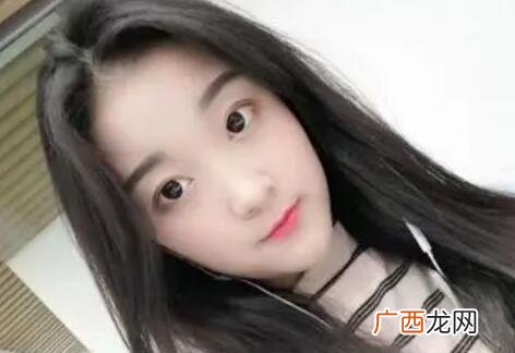 一个经常换微信头像的女人是什么心理？
