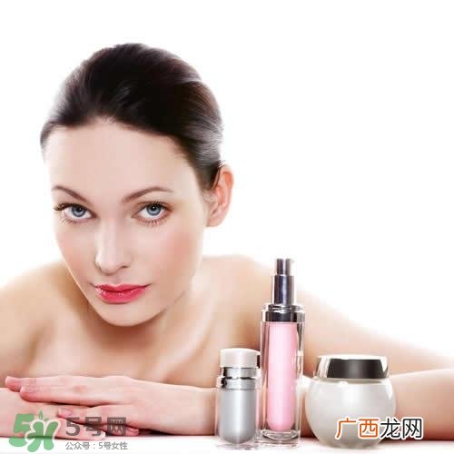 精华乳和面霜的区别 精华乳和面霜的使用顺序
