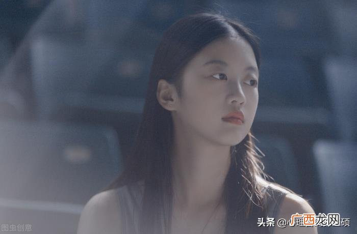 分手之后男生还爱你的表现 男人分手后还爱你的表现