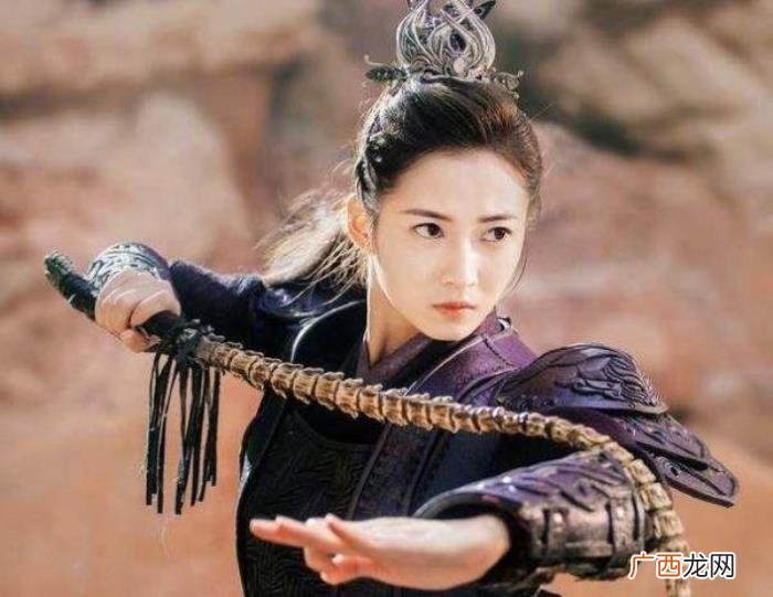 吴倩赵丽颖，赵丽颖热巴吴倩陈钰琪金晨鞠婧祎谁更迷人