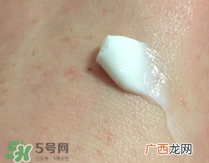 薇诺娜适合什么皮肤？薇诺娜适合敏感肌吗？
