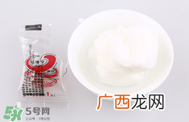 压缩面膜可以用酸奶泡吗？压缩面膜怎么用酸奶泡？