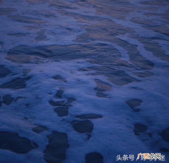 致自己一个人委屈到哭的伤感句子 委屈到哭的句子