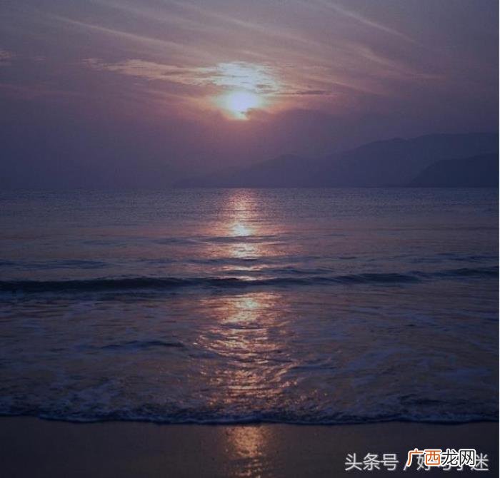致自己一个人委屈到哭的伤感句子 委屈到哭的句子