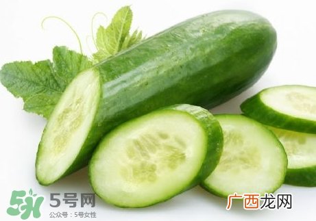 皮肤晒伤后可以用黄瓜敷吗?皮肤晒伤后用黄瓜敷有用吗?