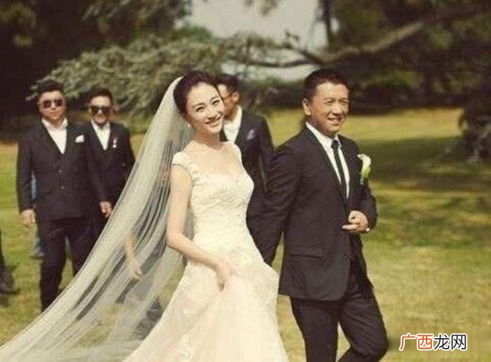 鄢颇电视剧，导演鄢颇的前半生竟然跟电视剧一样