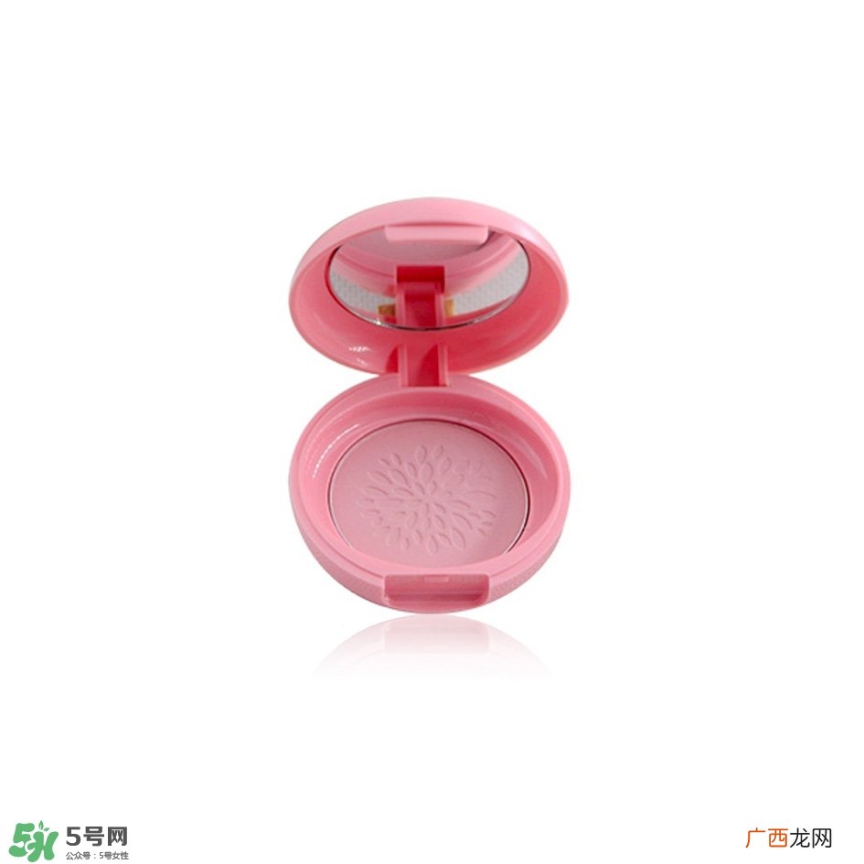 粉色桃花妆画法步骤 桃花妆画法步骤