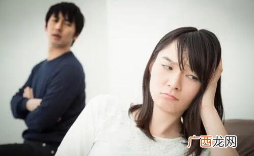 和女朋友吵架了怎么道歉和好？主动低头并不丢脸