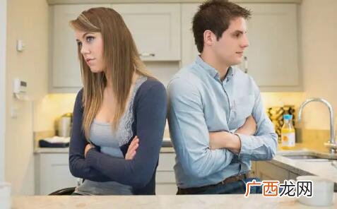 和女朋友吵架了怎么道歉和好？主动低头并不丢脸