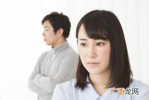 情侣吵架再生气也不能说的话,说出来很伤人