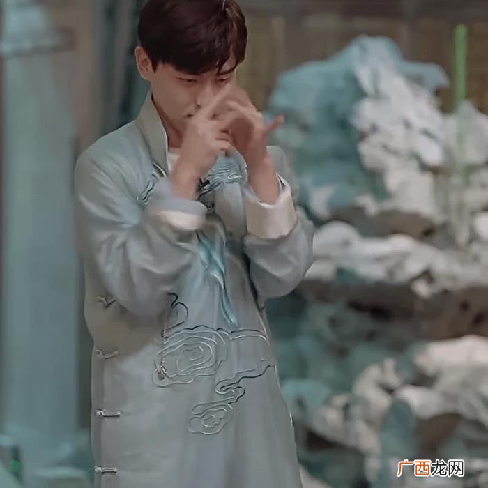 表情包邓伦，邓伦获得林书豪另类表情包生日祝福