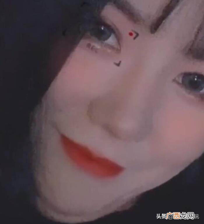 团团的照片，绝地求生一姐小团团直播生涯照片盘点