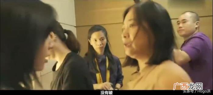 周笔畅鼻子，周笔畅彩排撞到了鼻子竟被亲妈爆料是假的