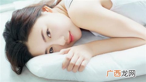 姐弟恋年龄差多少合适？姐弟恋最佳年龄差